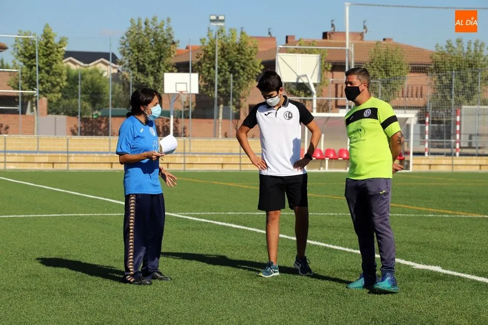 Foto 6 - El Cabrerizos vuelve a entrenar m&aacute;s de seis meses despu&eacute;s bajo un estricto protocolo&nbsp;