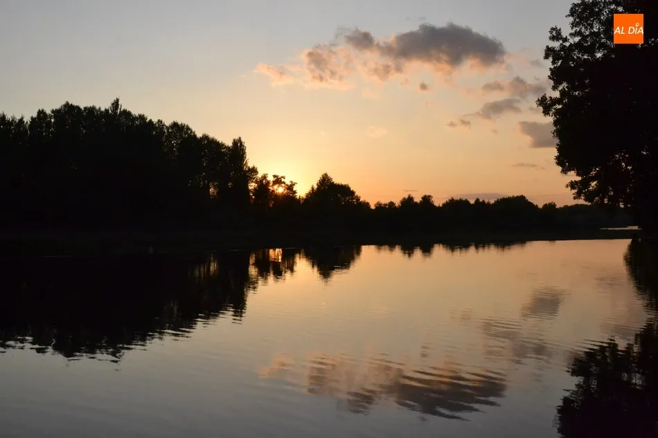 Foto 5 - 1Foto: El &uacute;ltimo atardecer del verano en el que hubo que inventar c&oacute;mo disfrutarlo  