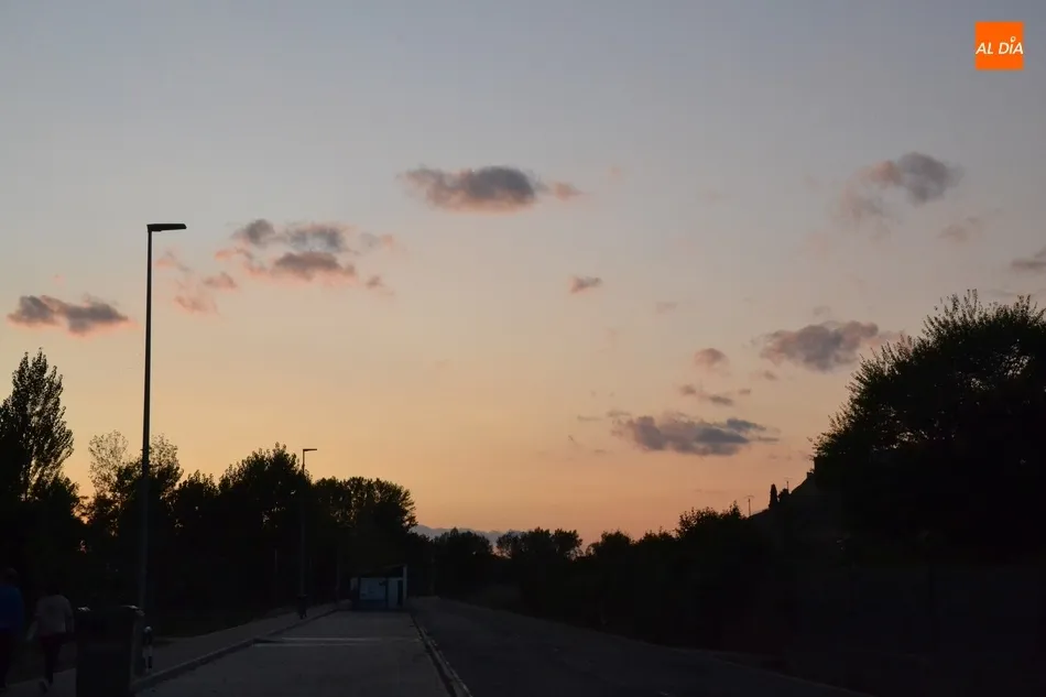 Foto 2 - 1Foto: El &uacute;ltimo atardecer del verano en el que hubo que inventar c&oacute;mo disfrutarlo  