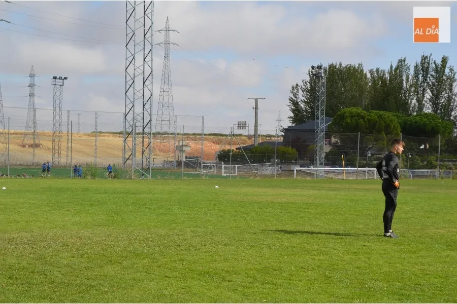 Foto 4 - El Salamanca UDS y Unionistas entrenan codo con codo a menos de un mes para que empiece la Liga