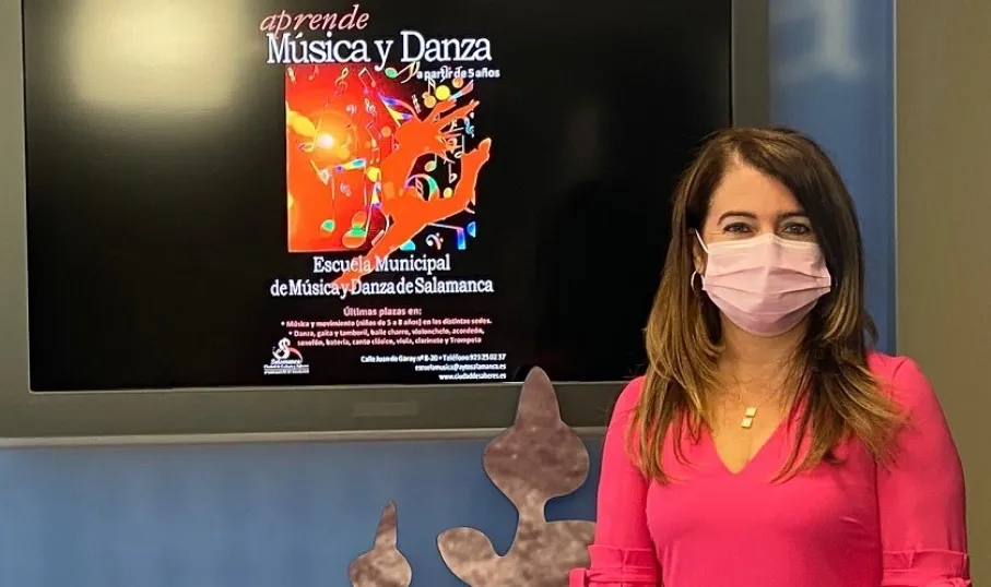 La concejal de Educación, María Victoria Bermejo, en la presentación de este curso de la Escuela Municipal de Música y Danza