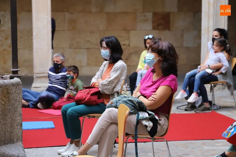 Foto 8 - El Teatro de t&iacute;teres "Historias de un tal Crist&oacute;bal" hace disfrutar a grandes y peque&ntilde;os