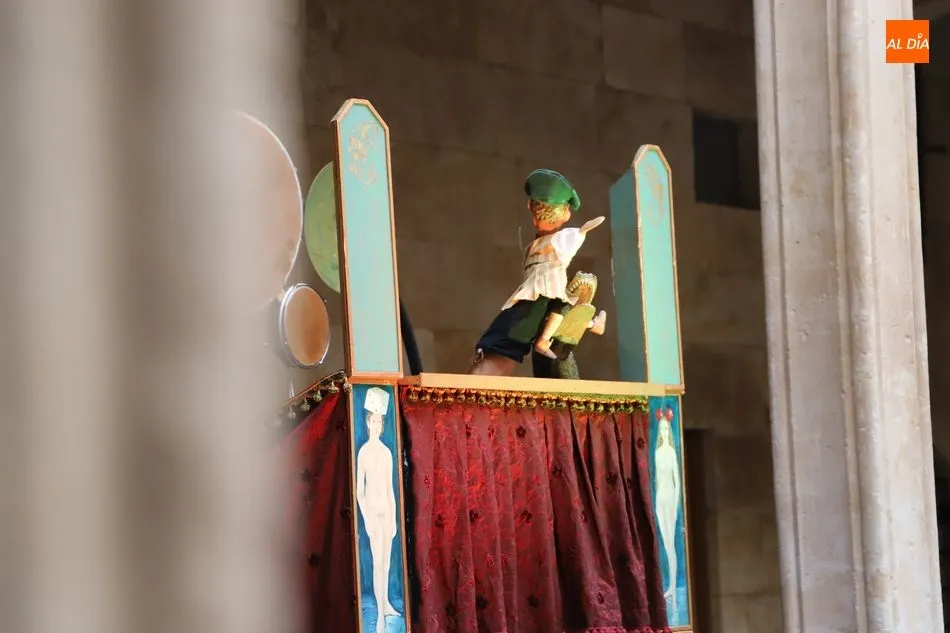 Foto 6 - El Teatro de t&iacute;teres "Historias de un tal Crist&oacute;bal" hace disfrutar a grandes y peque&ntilde;os