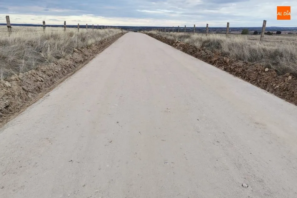 Foto 5 - El Ayuntamiento de Vitigudino contin&uacute;a con la reparaci&oacute;n de caminos de concentraci&oacute;n en el...