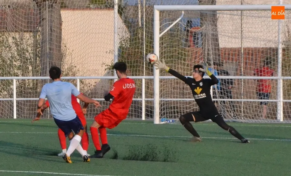 Primer gol del Ciudad Rodrigo, obra de Santi