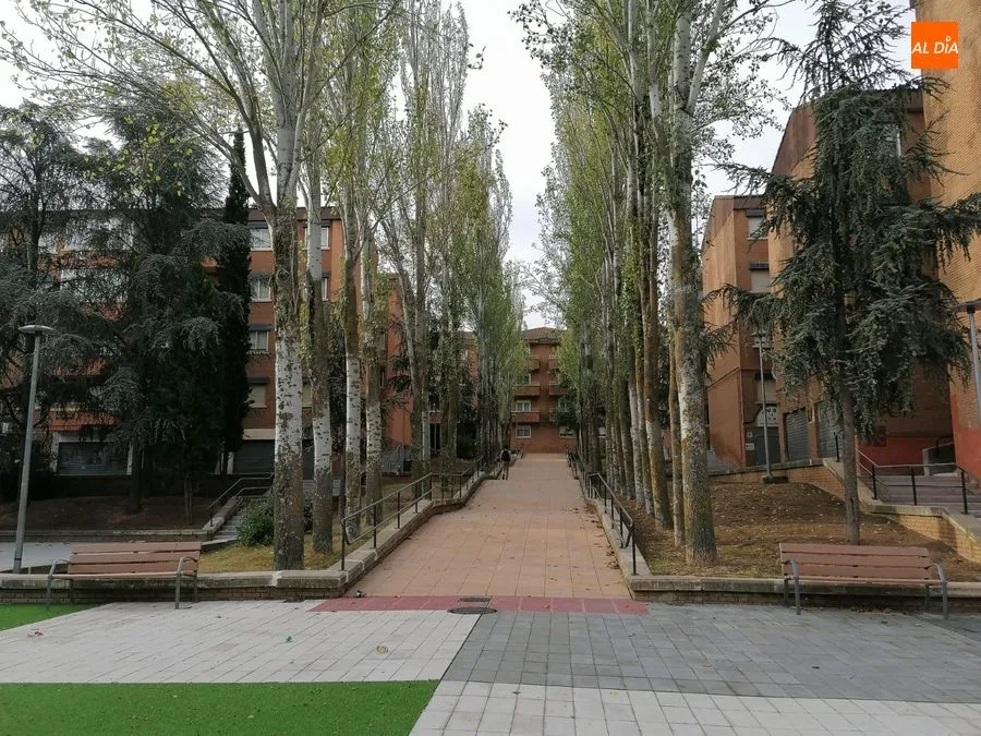 Foto 5 - La Plaza de Extremadura se transforma en un espacio accesible y con nuevos equipamientos para el...
