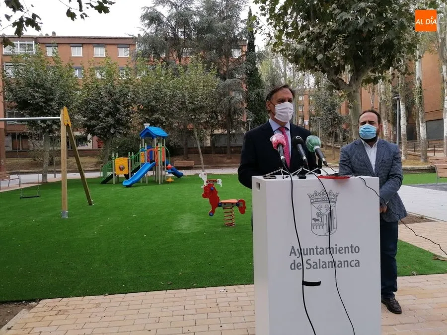Foto 3 - La Plaza de Extremadura se transforma en un espacio accesible y con nuevos equipamientos para el...