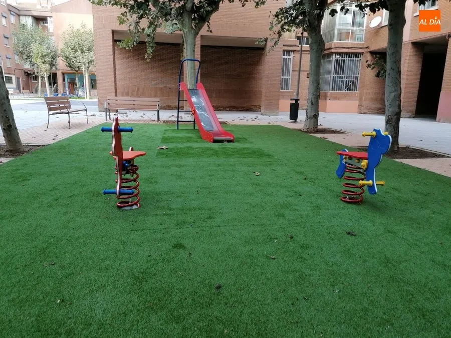 Foto 2 - La Plaza de Extremadura se transforma en un espacio accesible y con nuevos equipamientos para el...