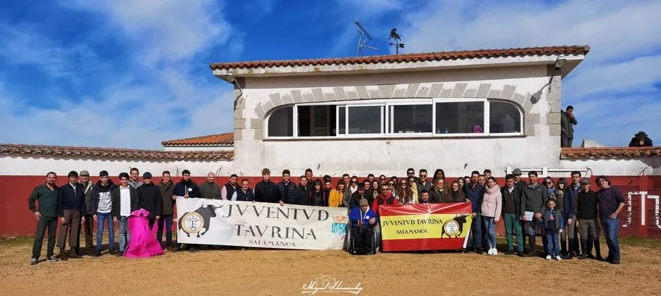 Foto 3 - &ldquo;La fiesta taurina es un mundo entra&ntilde;able que vivimos los que un d&iacute;a so&ntilde;amos con ser...
