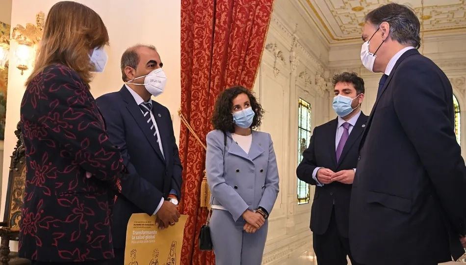Foto 2 - Alianza del Ayuntamiento y el Colegio de Farmac&eacute;uticos para mejorar la salud de los ciudadanos