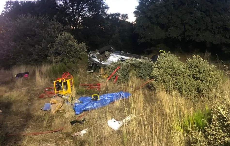 Foto 3 - Un fallecido en la carretera de Ledesma eleva a tres las v&iacute;ctimas en accidentes de tr&aacute;fico esta...