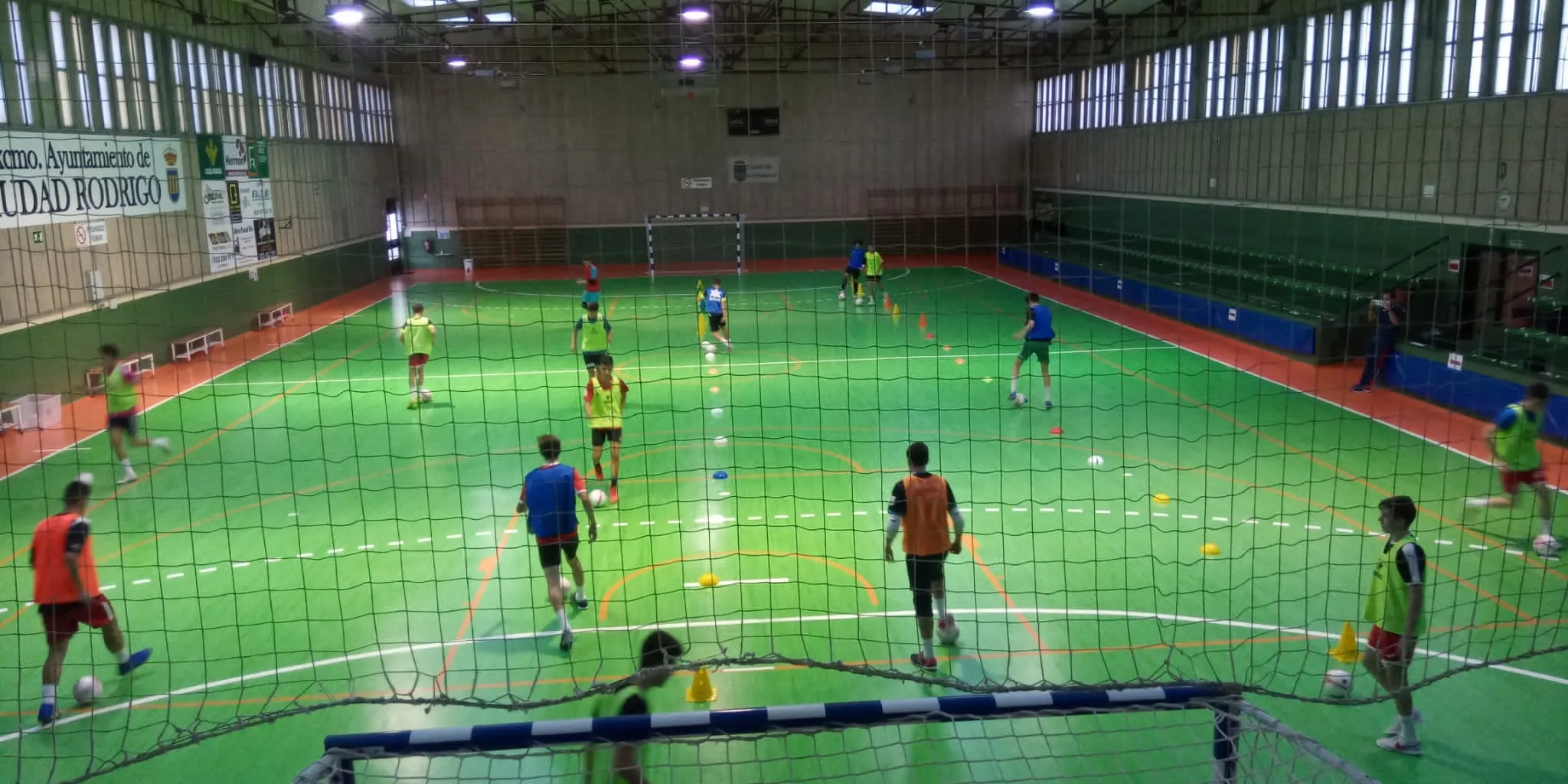 Foto 2 - El III Juvenil, &uacute;nico equipo con fecha para el inicio de su Liga, arranca los entrenos  
