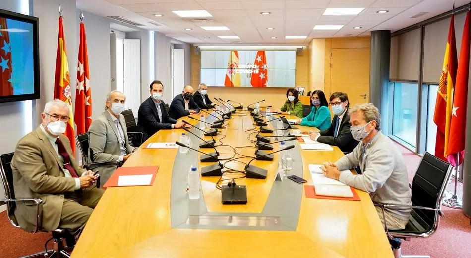 Imagen de la reunión Grupo Covid