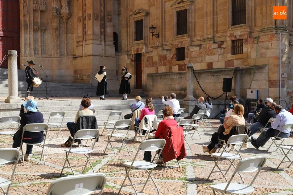 Foto 4 - Sones tradicionales en el Patio Chico con la celebraci&oacute;n del D&iacute;a del Tamborilero