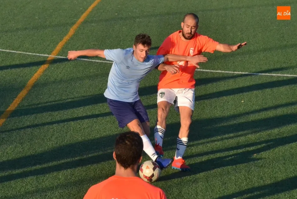 Foto 11 - El Ciudad Rodrigo golea a la UD Serrana en un partido de entrenamiento sin ninguna historia  