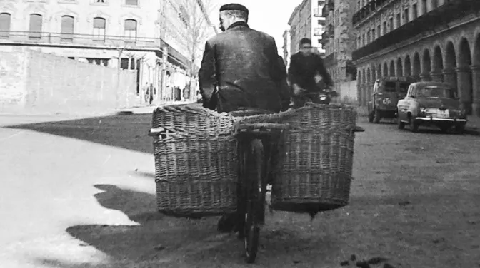 La elaboración y el reparto de pan en otros tiempos