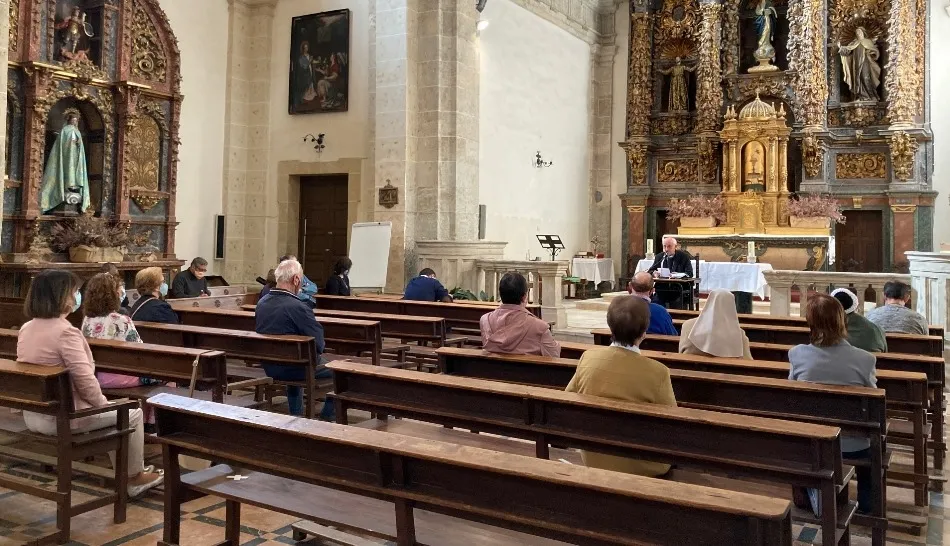 Foto 3 - El Arciprestazgo de Ciudad Rodrigo celebra su encuentro de inicio del curso  