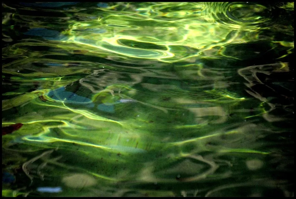 El agua que fluye en el rincón teresiano  