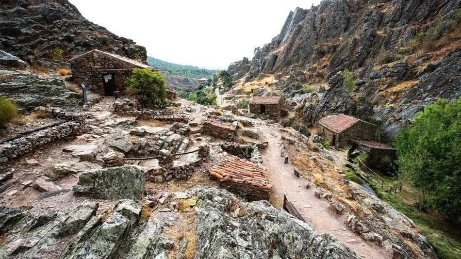 Ruta de los Fósiles en Penha Garcia/ Fotografía de @palbarata