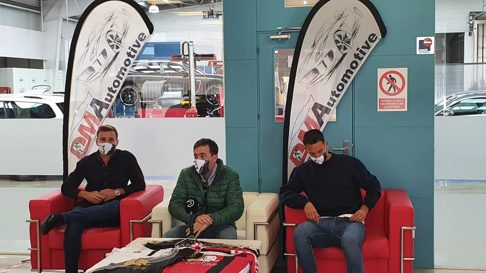 Carmona, Hernánsanz y Acosta, en la rueda de prensa