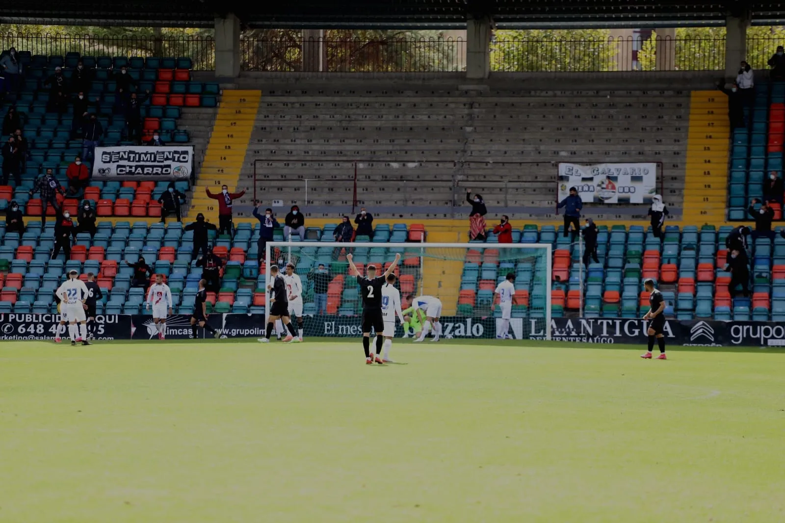 El Salamanca UDS celebra el gol de Kristian / Lydia González