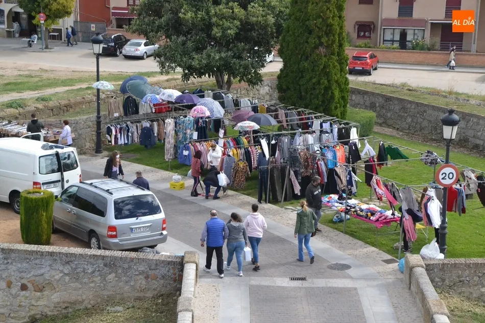 Foto 10 - El mercadillo sabatino est&aacute; de vuelta  