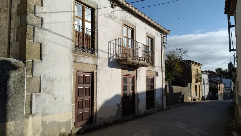 Foto 2 - Cierra por jubilaci&oacute;n la tienda de Mar&iacute;a de Aldea del Obispo  
