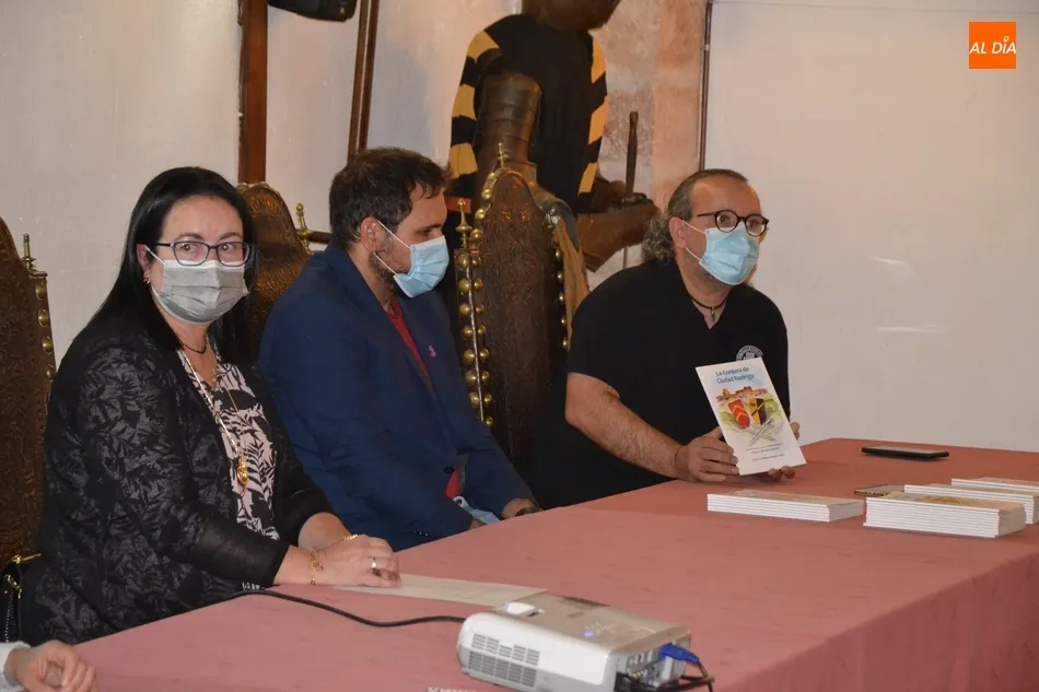 Foto 3 - Rodericus evoca la Feria Medieval plasmando en un libro &lsquo;La Conjura de Ciudad Rodrigo&rsquo;  