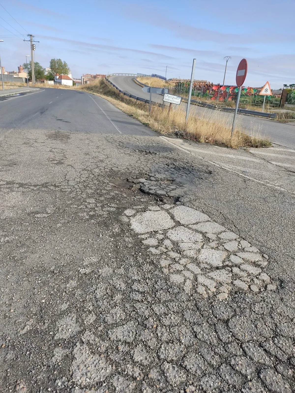 Foto 2 - Pe&ntilde;aranda en Com&uacute;n llevar&aacute; al Pleno de este lunes el malestar empresarial por la situaci&oacute;n que...