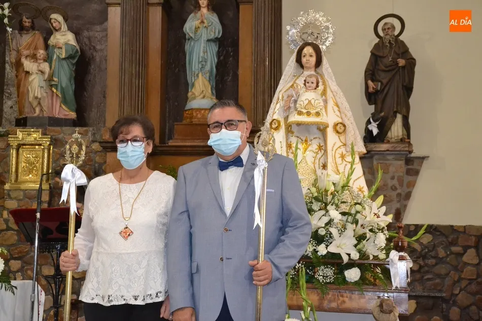 Foto 4 - La pandemia reduce a una ofrenda floral el principal acto en honor a la Reina del Arrabal del...