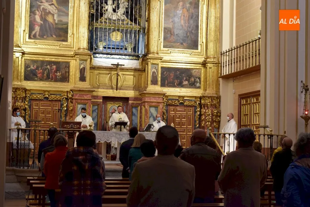 Foto 2 - Solemne conmemoraci&oacute;n de la muerte de Santa Teresa de Jes&uacute;s