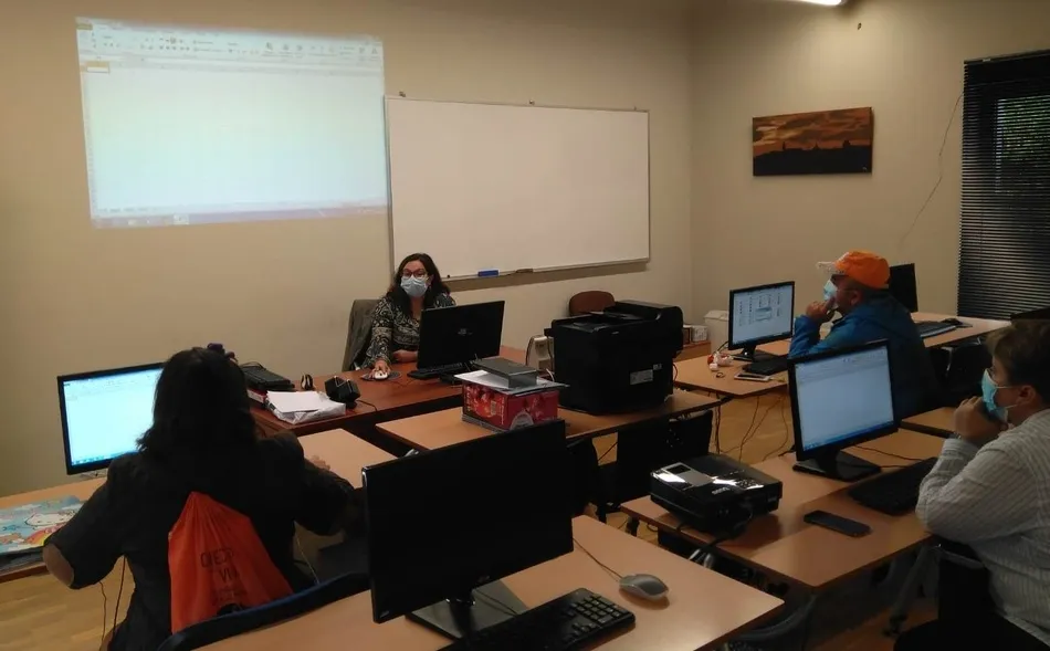 La pandemia obliga a trasladar de ubicación los cursos del Centro de Nuevas Tecnologías  