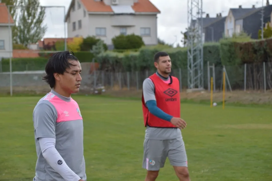 Foto 11 - 'Puma' Ch&aacute;vez y Anderson Arroyo ya entrenan con el Salamanca UDS