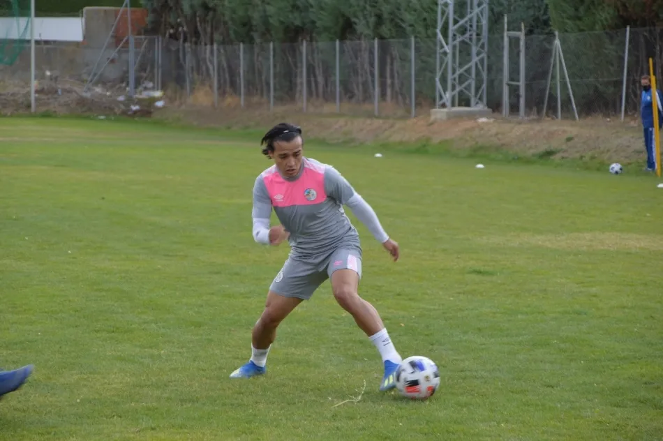 Foto 4 - 'Puma' Ch&aacute;vez y Anderson Arroyo ya entrenan con el Salamanca UDS