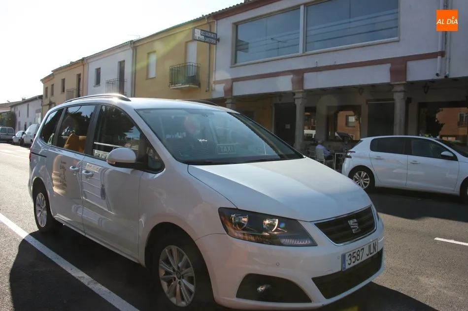 Foto 5 - Taxi Nieto, servicio las 24 horas los 365 d&iacute;as del a&ntilde;o en Vitigudino  