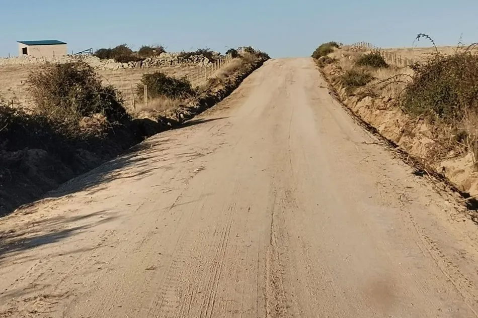 Foto 2 - El Ayuntamiento de Vitigudino concluye la reparaci&oacute;n de caminos 16 d&iacute;as despu&eacute;s y casi 80...