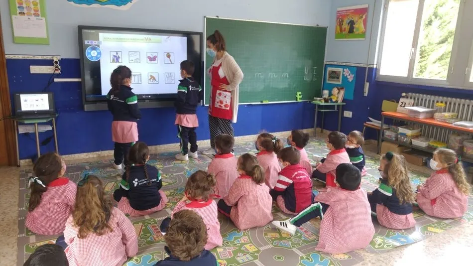 Foto 9 - Colegio Santa Teresa de Jes&uacute;s:&nbsp;unidos por la educaci&oacute;n  