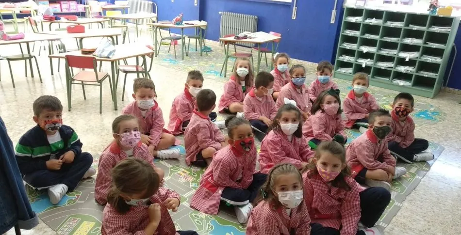 Foto 3 - Colegio Santa Teresa de Jes&uacute;s:&nbsp;unidos por la educaci&oacute;n  