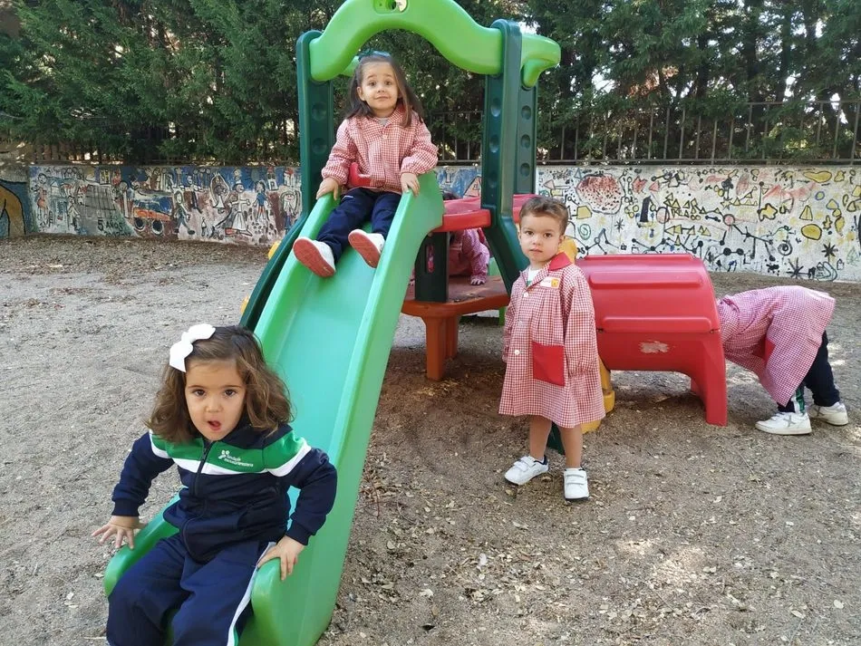 Foto 2 - Colegio Santa Teresa de Jes&uacute;s:&nbsp;unidos por la educaci&oacute;n  