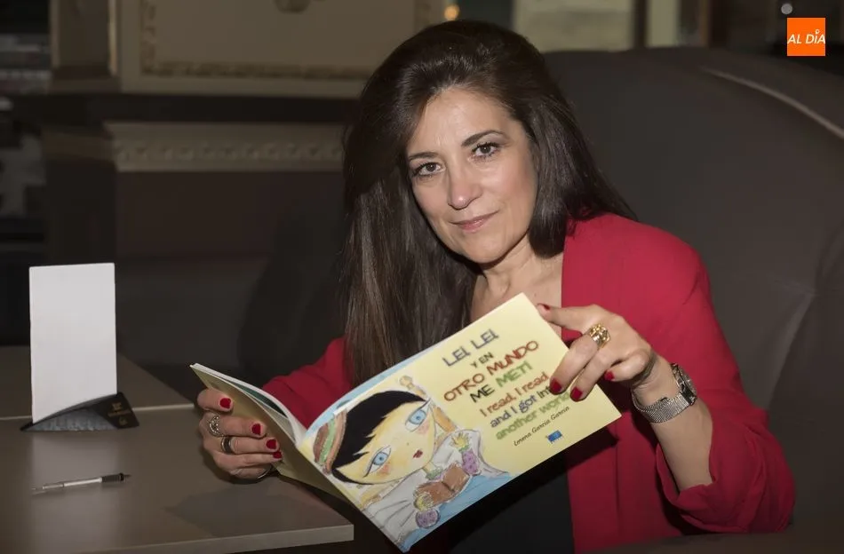 Foto 3 - Lorena Garc&iacute;a, la hacedora de libros salmantina  