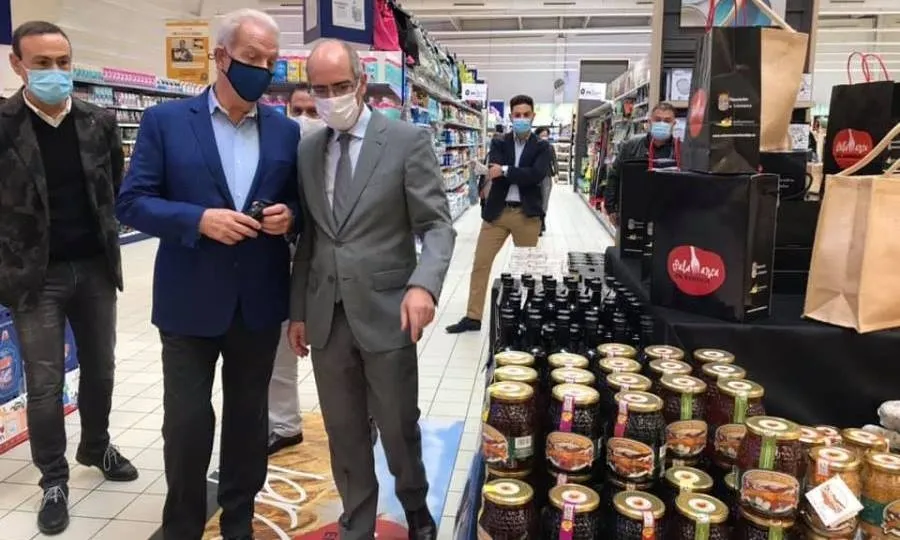 Foto 6 - Los productos de &lsquo;Salamanca en bandeja&rsquo; se promocionan en E. Leclerc
