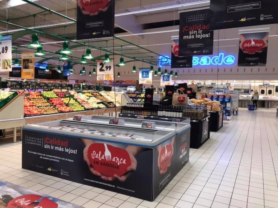Foto 4 - Los productos de &lsquo;Salamanca en bandeja&rsquo; se promocionan en E. Leclerc