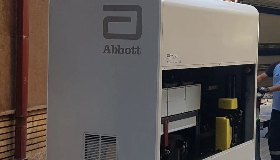 Nuevo robot para realizar 800 PCR diarias en Salamanca