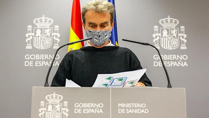 El director del Centro de Coordinación de Alertas y Emergencias Sanitarias (CCAES), Fernando Simón. EP