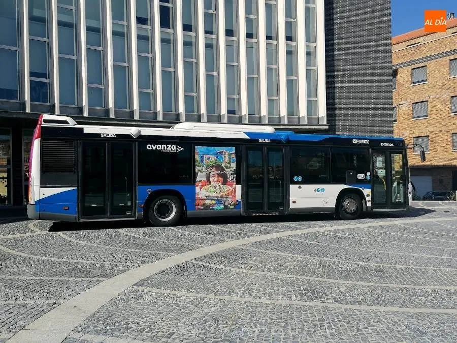 Foto 2 - El Grupo Avanza promocionar&aacute; Santa Marta de Tormes en uno de sus autobuses