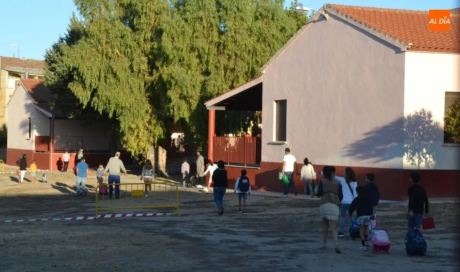 Las AMPAS piden a Ángel Morín que si se activa el protocolo Covid las pruebas se realicen en la...