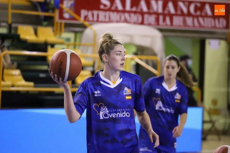 Katie, durante un calentamiento