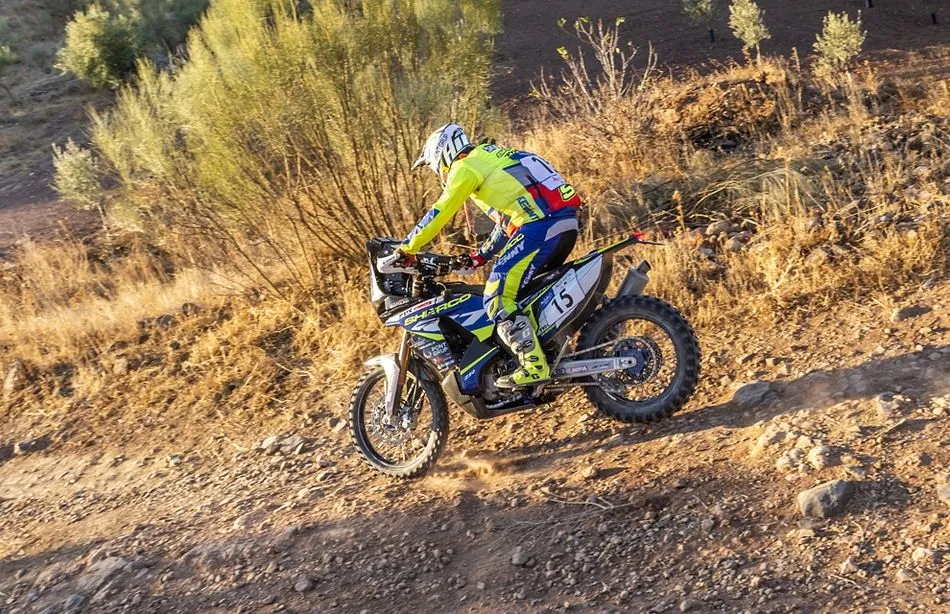 La organización aún podría devolver tiempo a Santolino que luchará por el podio - A. Santolino