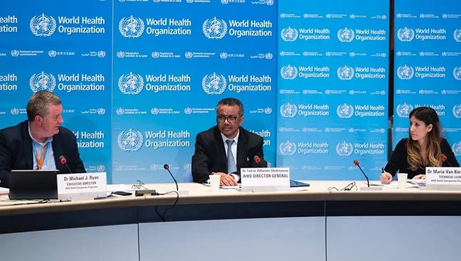 El director general de la Organización Mundial de la Salud, Tedros Adhanom Ghebreyesus, comparece en rueda de prensa