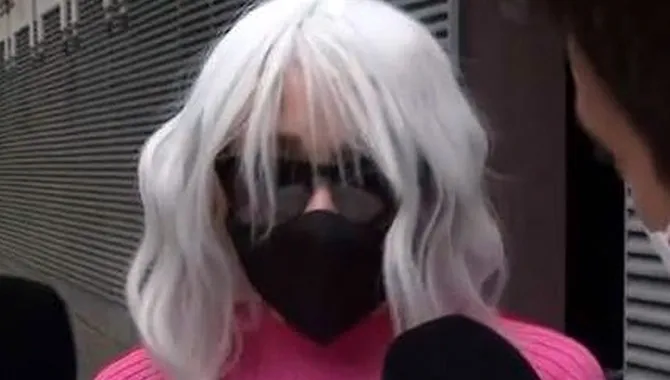 Angela Dobrowolski, todavía mujer de Josep María Mainat, rompe su silencio con un comunicado